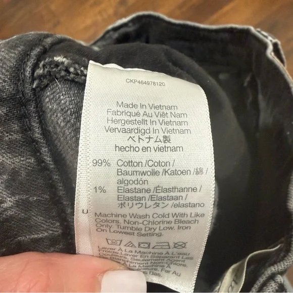 High-Rise Black Wash Jeans - Picture 5 of 5